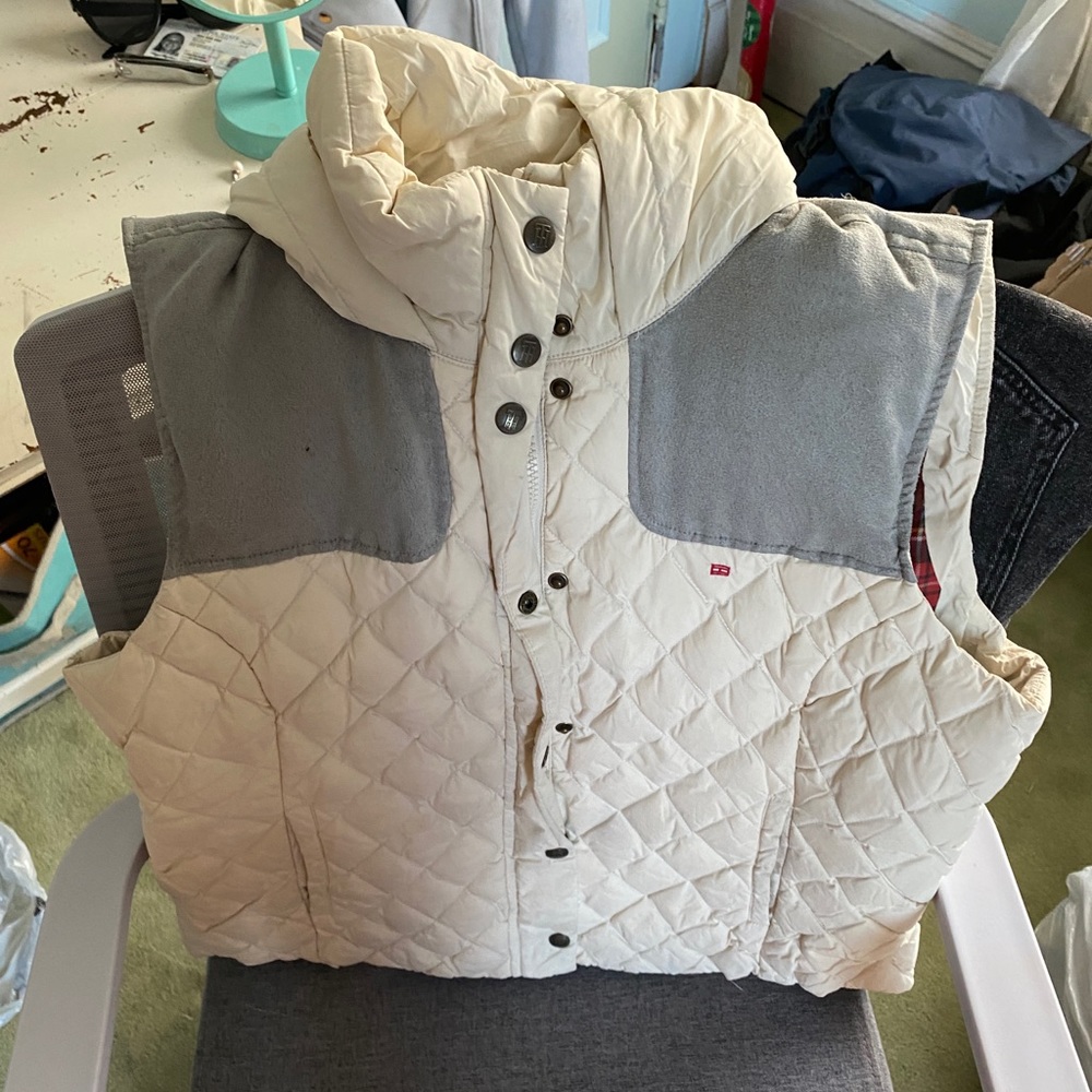 Tommy Hilfiger Cream Vest
